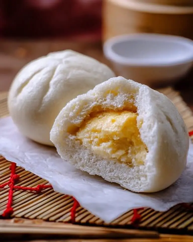 Cantonese Steamed Custard Buns (Nai Wong Bao) Recipe