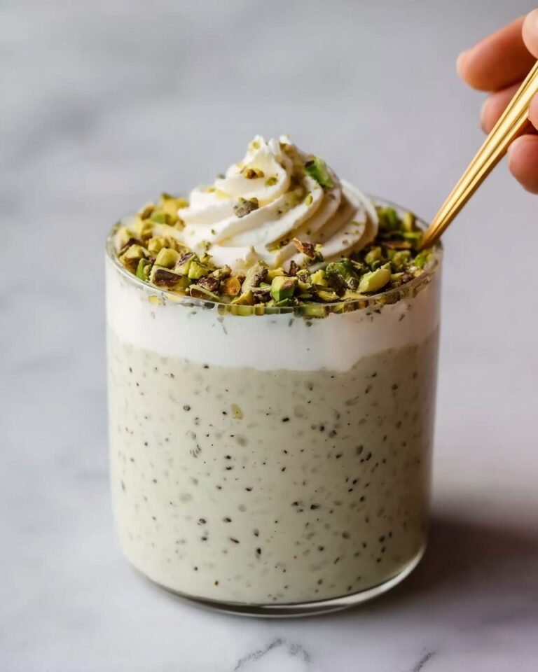 Pistachio Overnight Oats Recipe