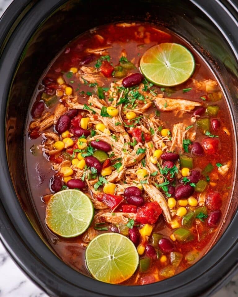 Crockpot Red Chicken Chili Recipe