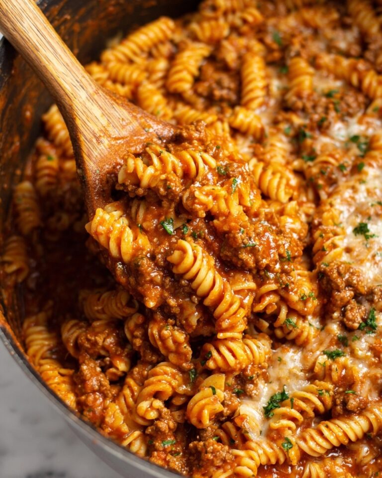 Cheesy Rotini Pasta with Ground Beef and Tomato Sauce Recipe