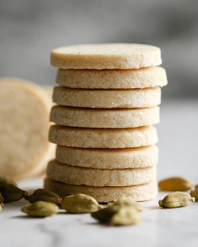 Cardamom Shortbread Cookies with Matcha or Dark Chocolate Dip Recipe