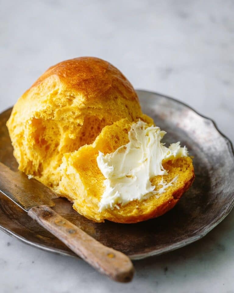 Rosemary Pumpkin Rolls Recipe